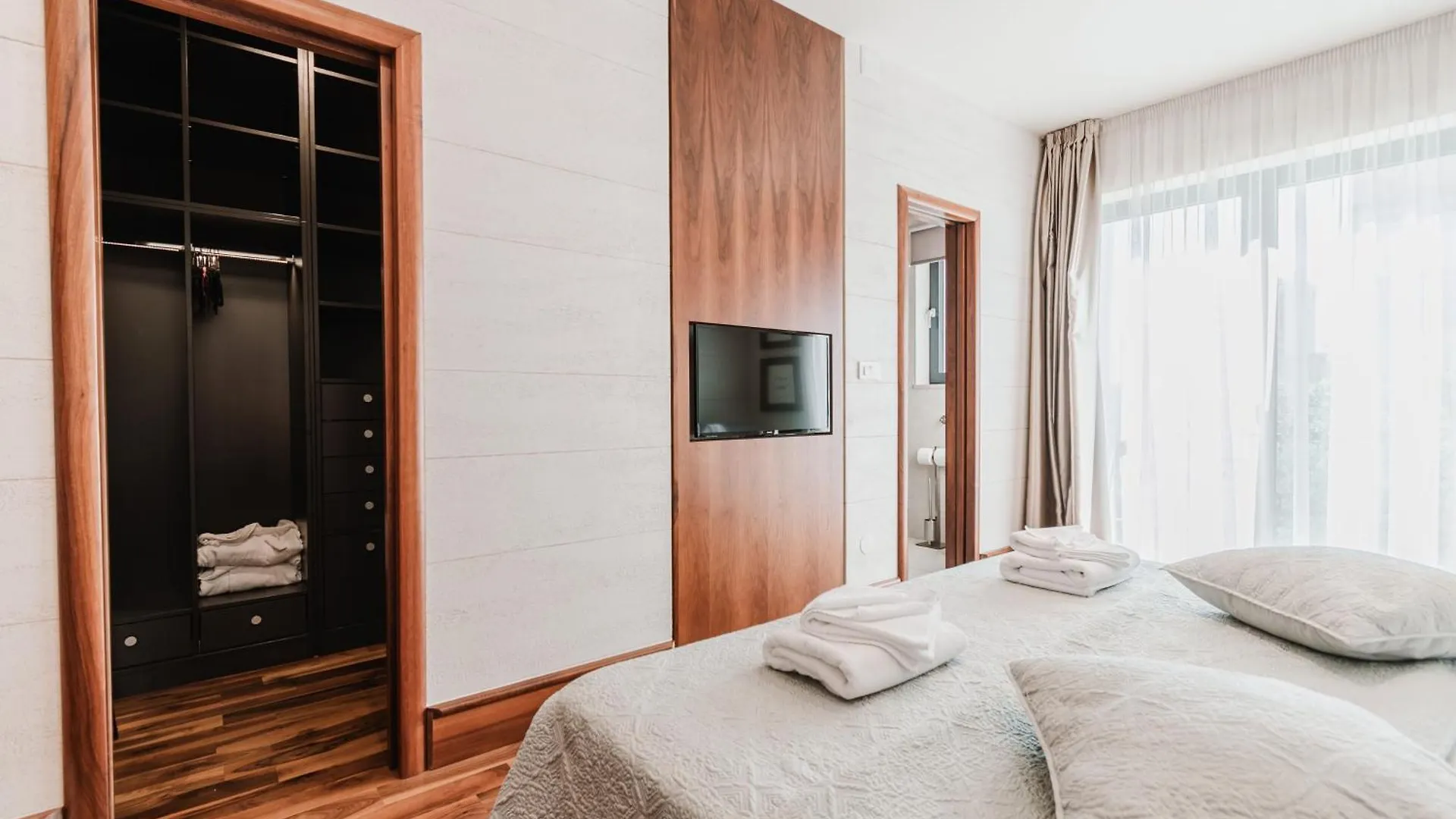 Penthouse Vinci Apartment Split 0*,  Croatia